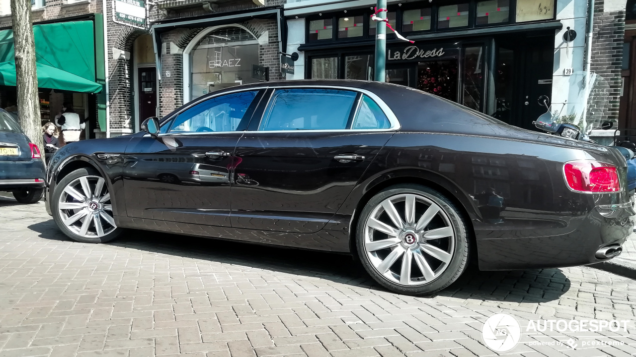 Bentley Flying Spur V8