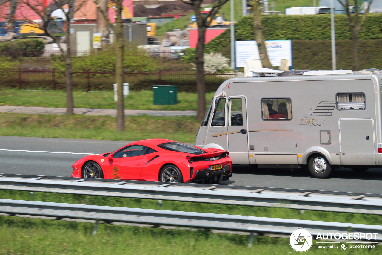 Ferrari 488 Pista