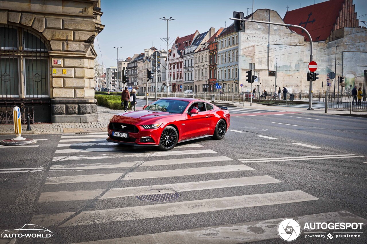 Ford Mustang GT 2015