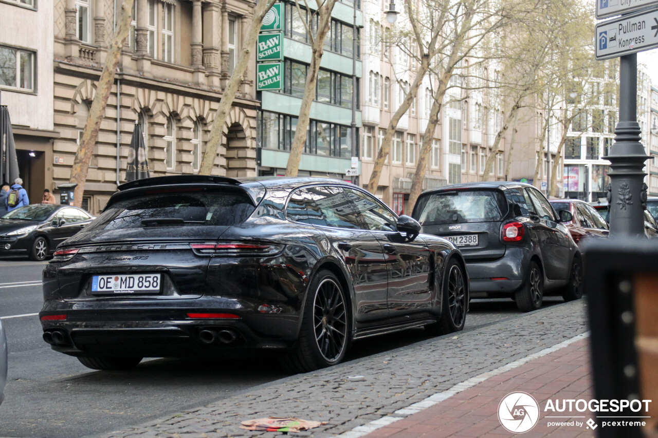 Porsche 971 Panamera GTS Sport Turismo