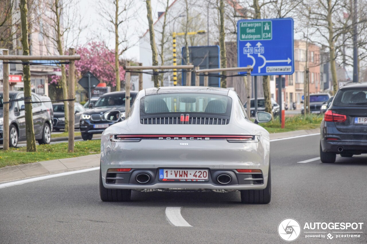 Porsche 992 Carrera 4S