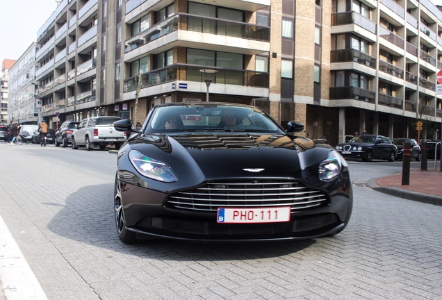 Aston Martin DB11 V8