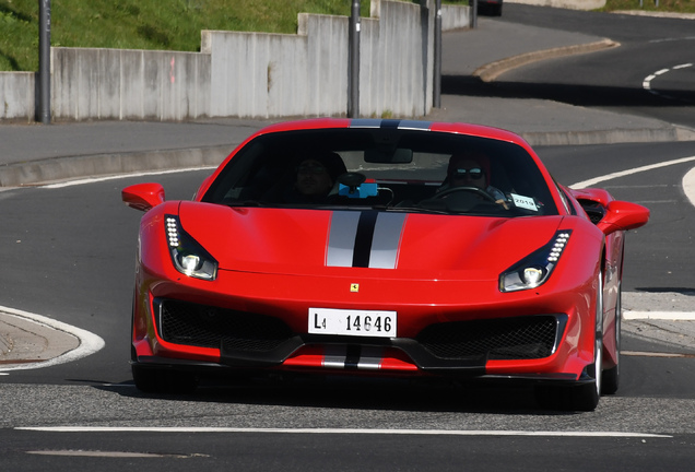 Ferrari 488 Pista