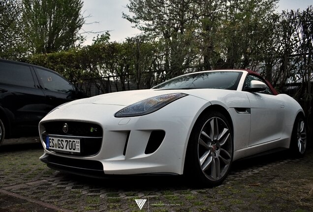 Jaguar F-TYPE R Convertible