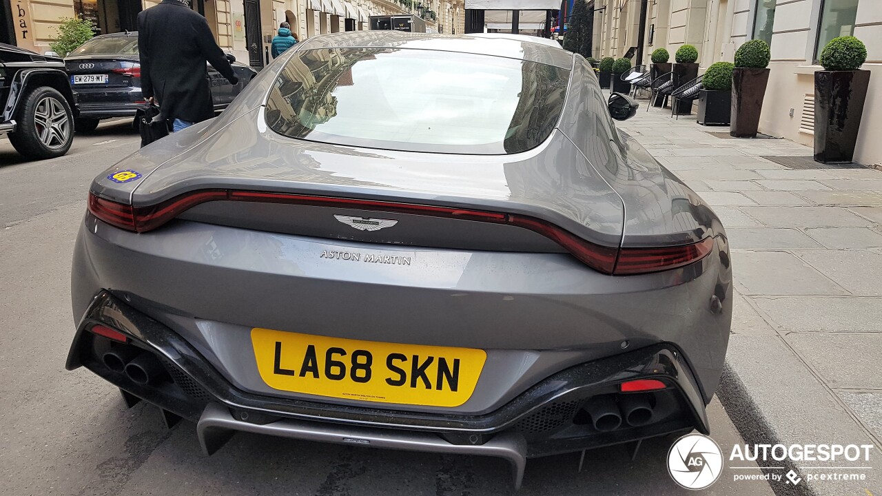 Aston Martin V8 Vantage 2018