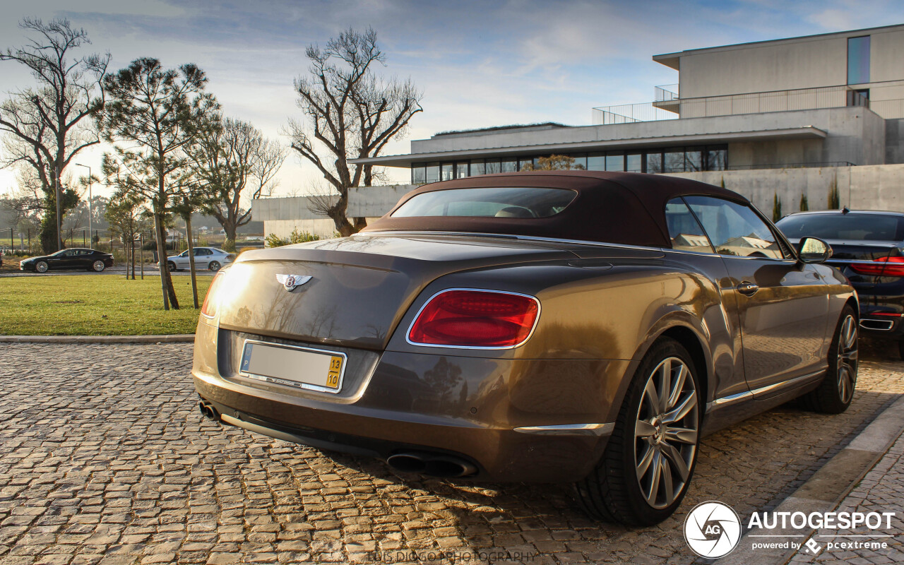 Bentley Continental GTC V8