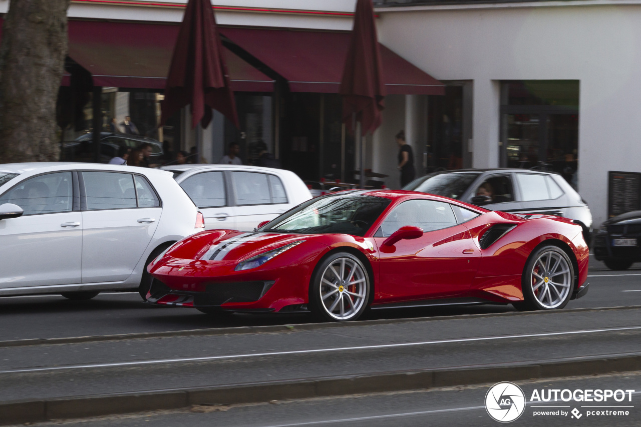 Ferrari 488 Pista