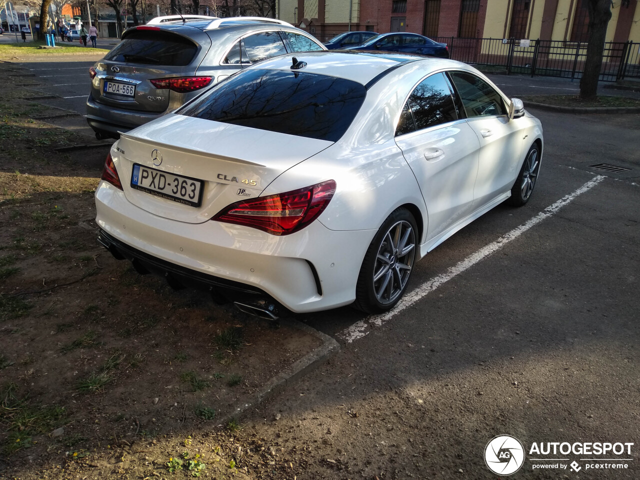 Mercedes-AMG CLA 45 C117 2017