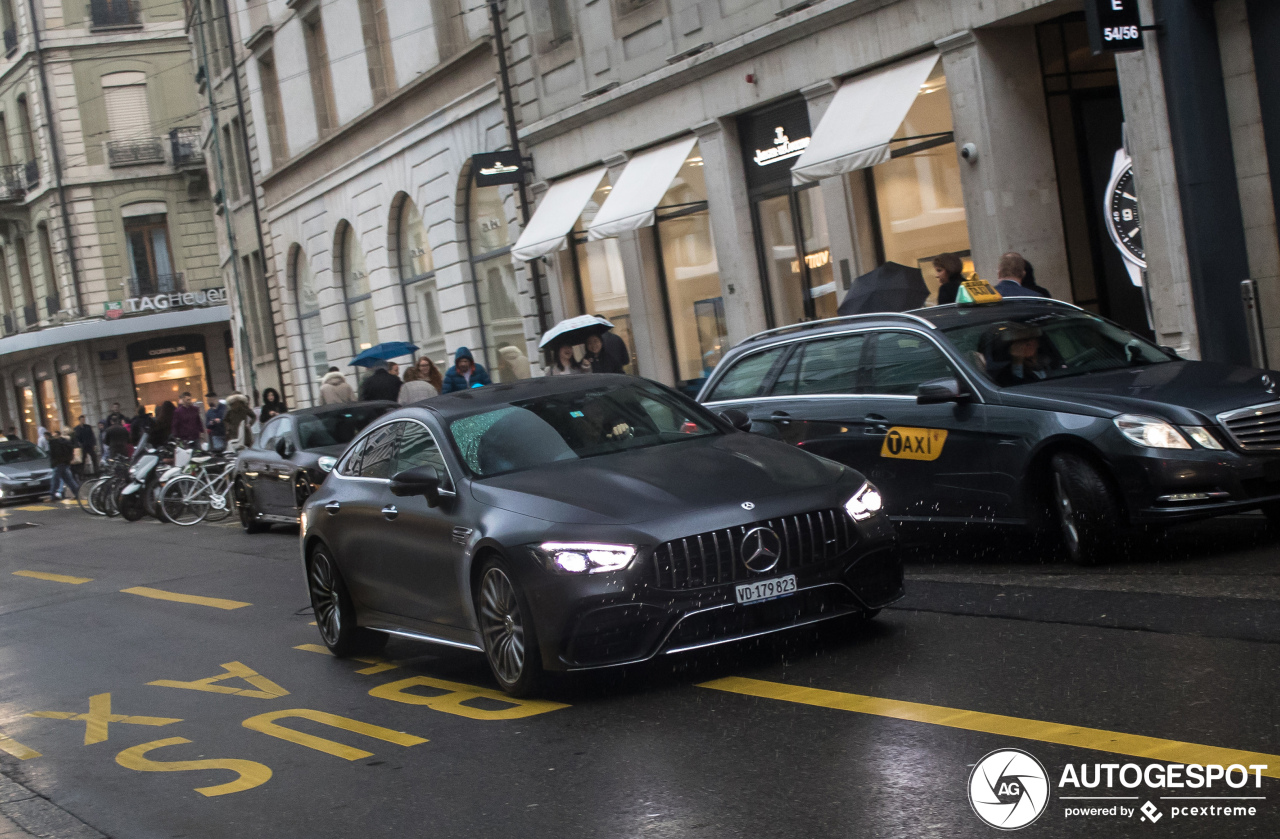 Mercedes-AMG GT 63 S X290