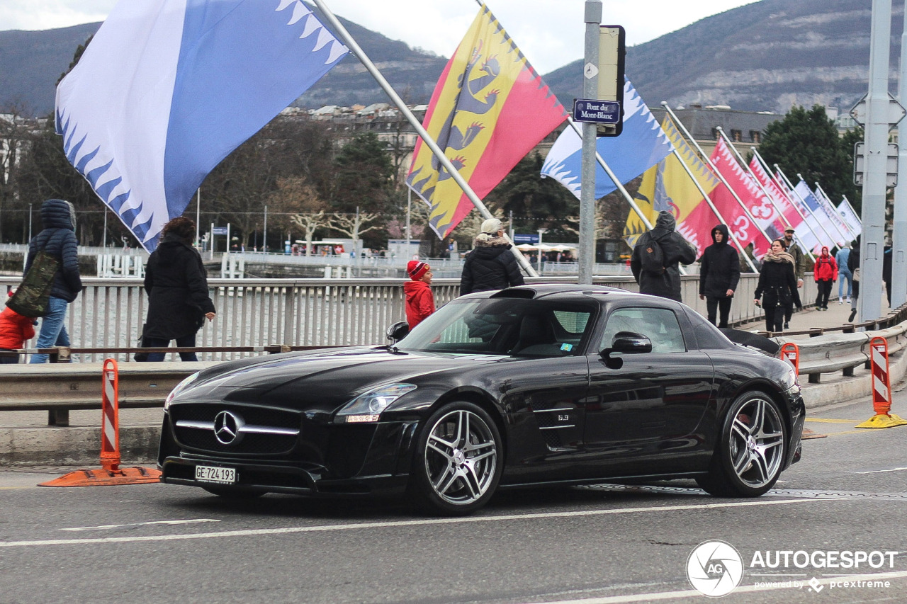 Mercedes-Benz FAB Design SLS AMG Gullstream