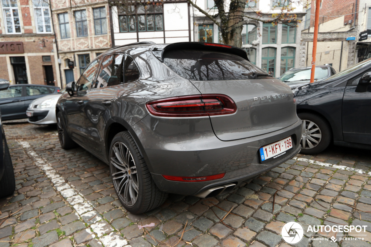 Porsche 95B Macan Turbo