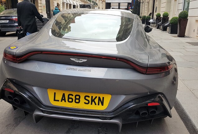 Aston Martin V8 Vantage 2018