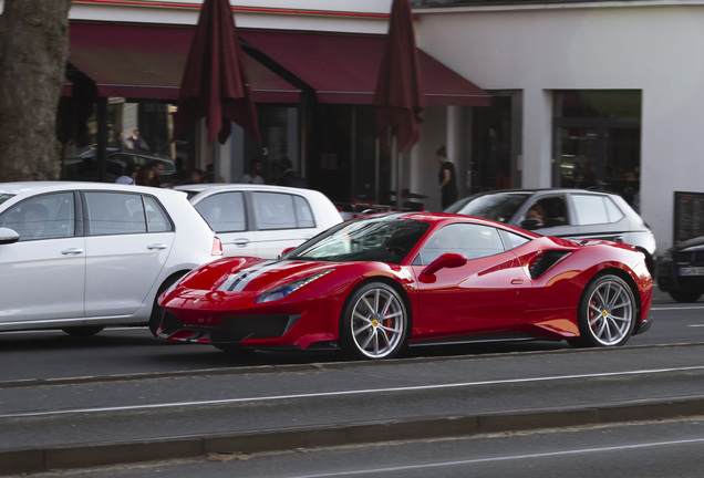 Ferrari 488 Pista