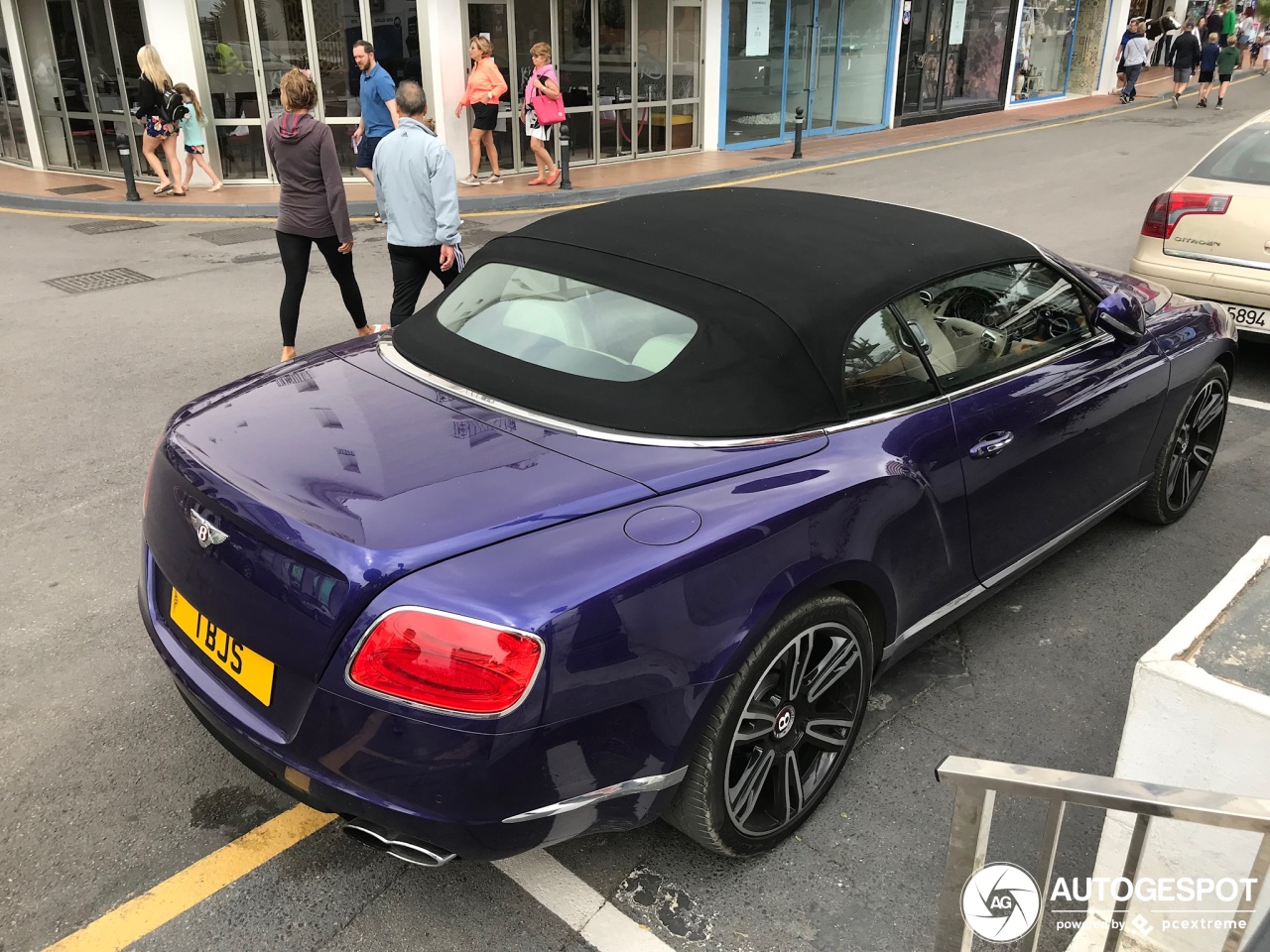 Bentley Continental GTC V8