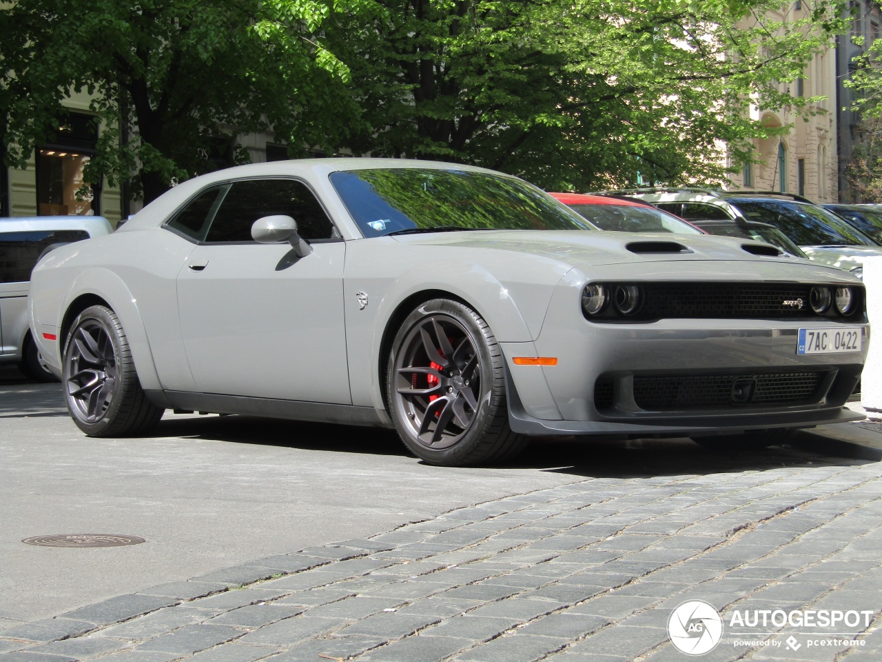 Dodge Challenger SRT Hellcat Widebody