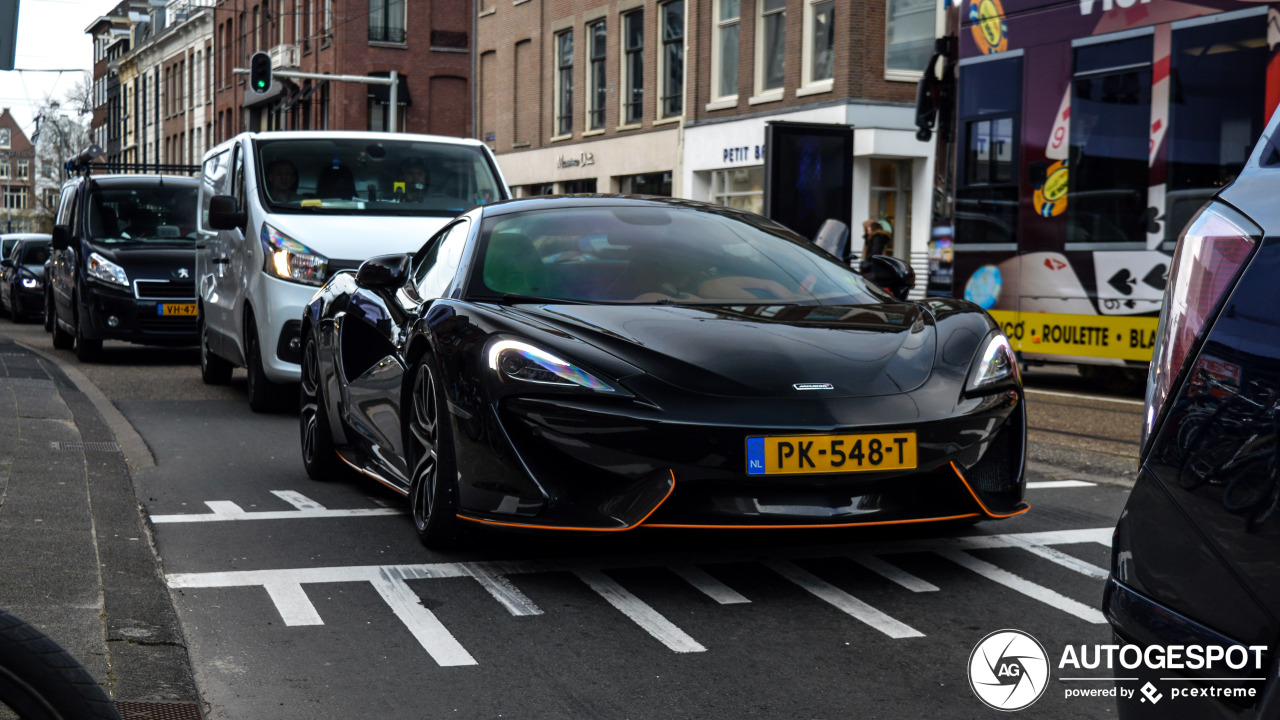 McLaren 570S