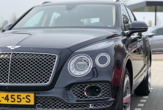 Bentley Bentayga V8