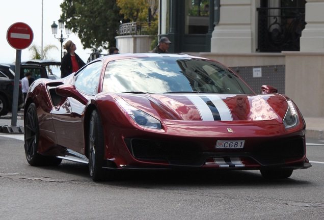 Ferrari 488 Pista