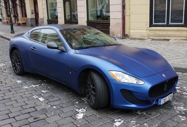 Maserati GranTurismo S Automatic