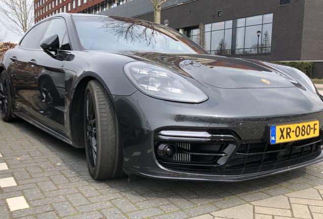 Porsche 971 Panamera GTS Sport Turismo