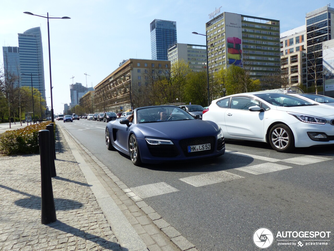 Audi R8 V10 Spyder 2013