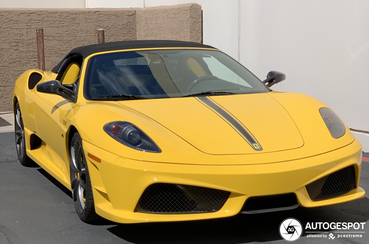 Ferrari Scuderia Spider 16M