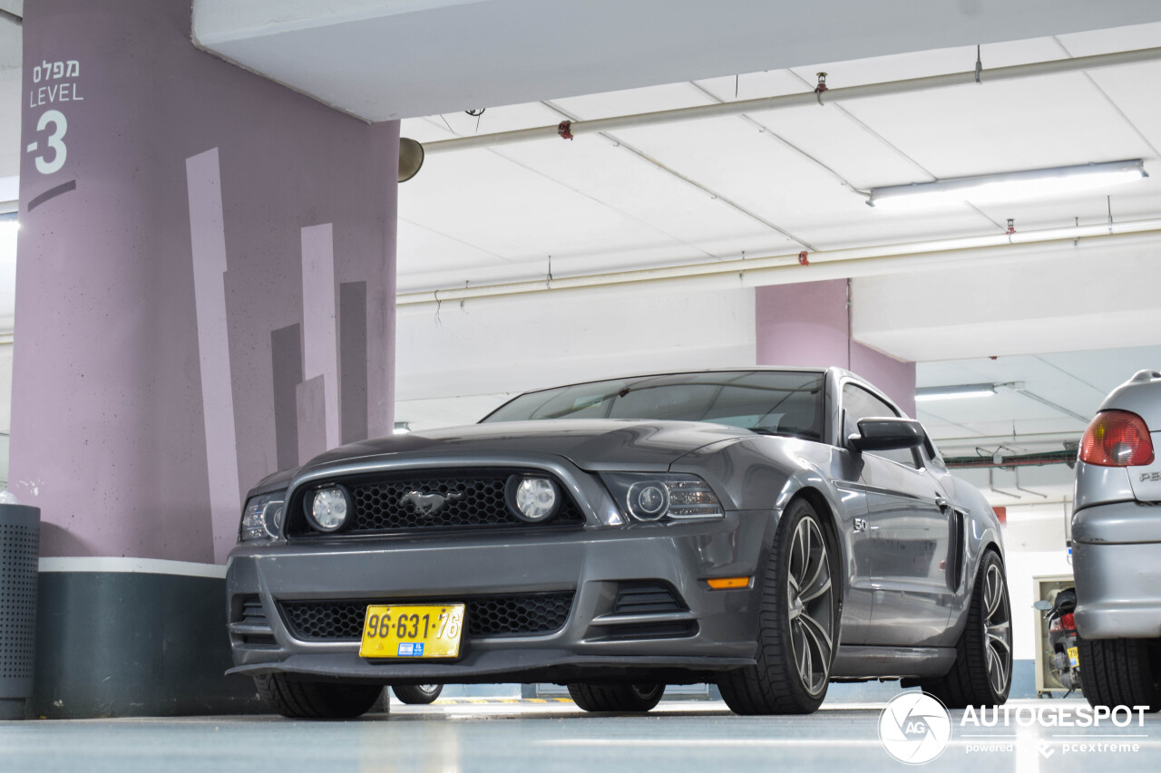 Ford Mustang GT 2013