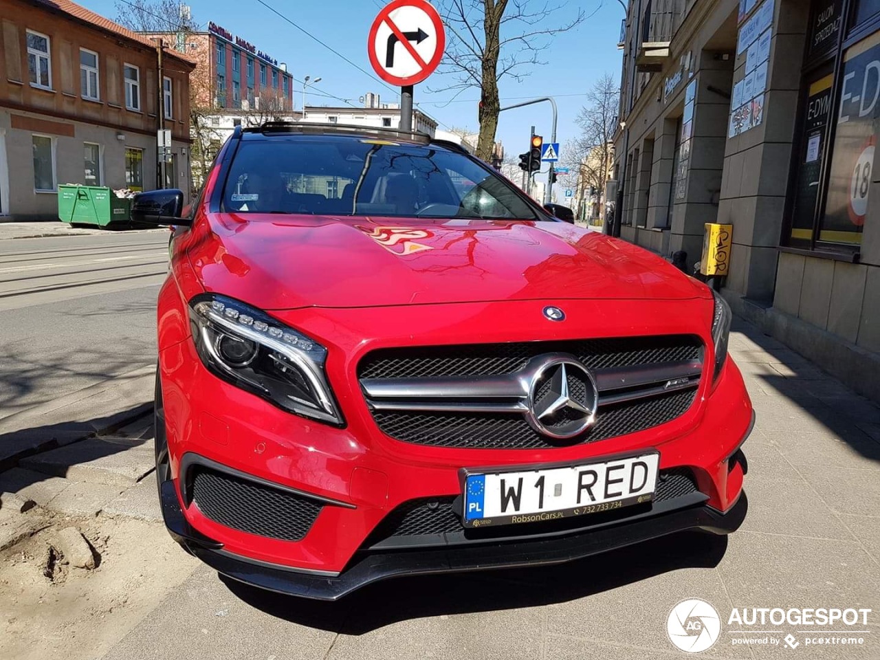 Mercedes-AMG GLA 45 X156