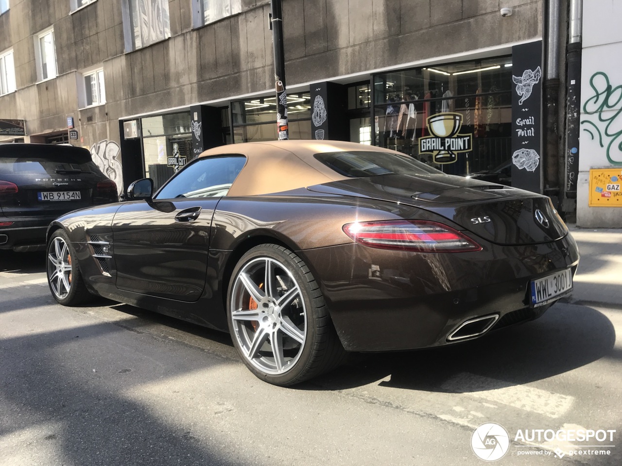 Mercedes-Benz SLS AMG Roadster