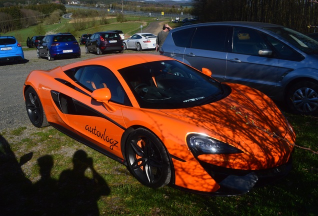 McLaren 570S