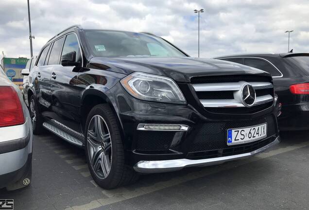 Mercedes-Benz GL 63 AMG X166