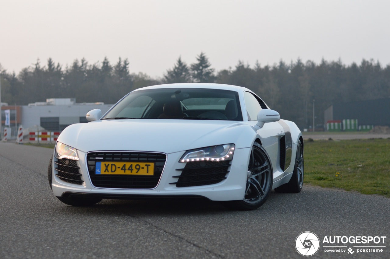 Audi R8