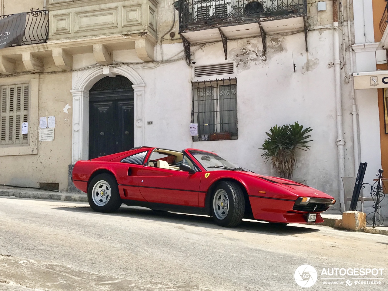 Ferrari 208 GTS Turbo