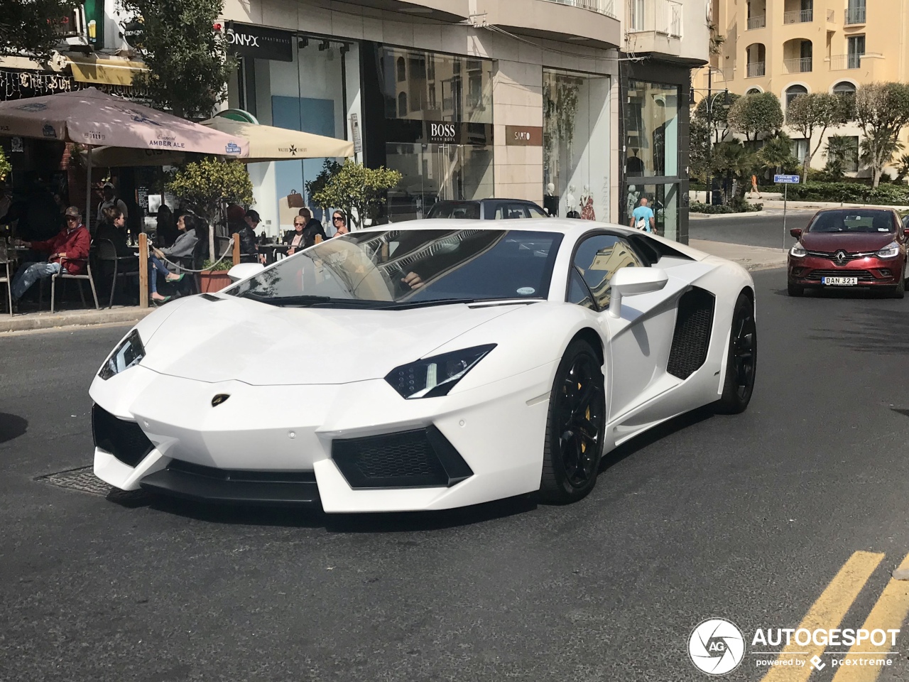 Lamborghini Aventador LP700-4