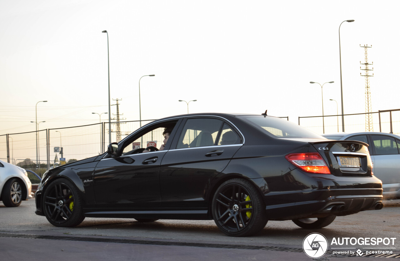 Mercedes-Benz Kleemann C 63 AMG