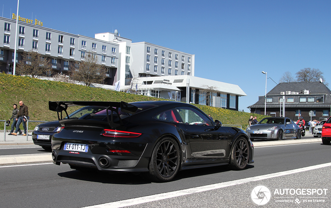 Porsche 991 GT2 RS Weissach Package