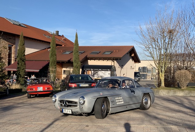 Mercedes-Benz 300SL Gullwing