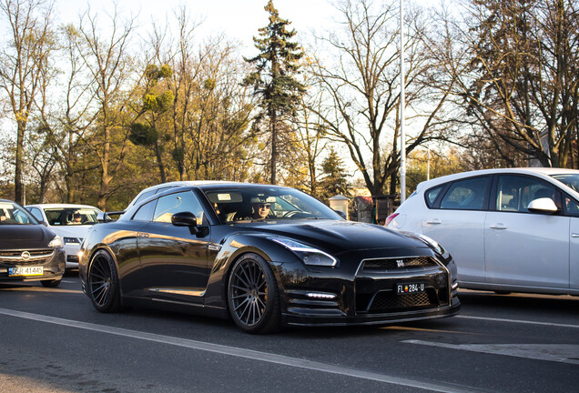 Nissan GT-R 2014