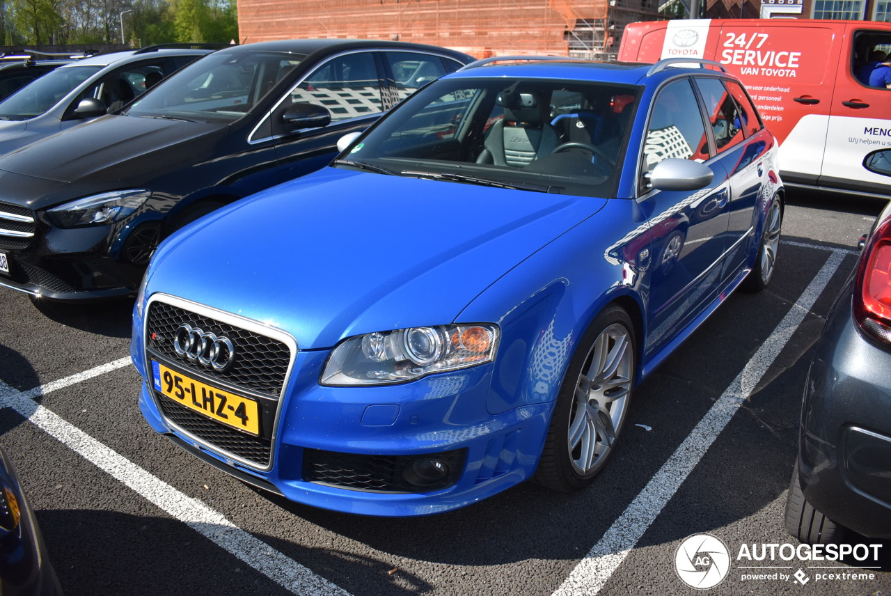 Audi RS4 Avant B7