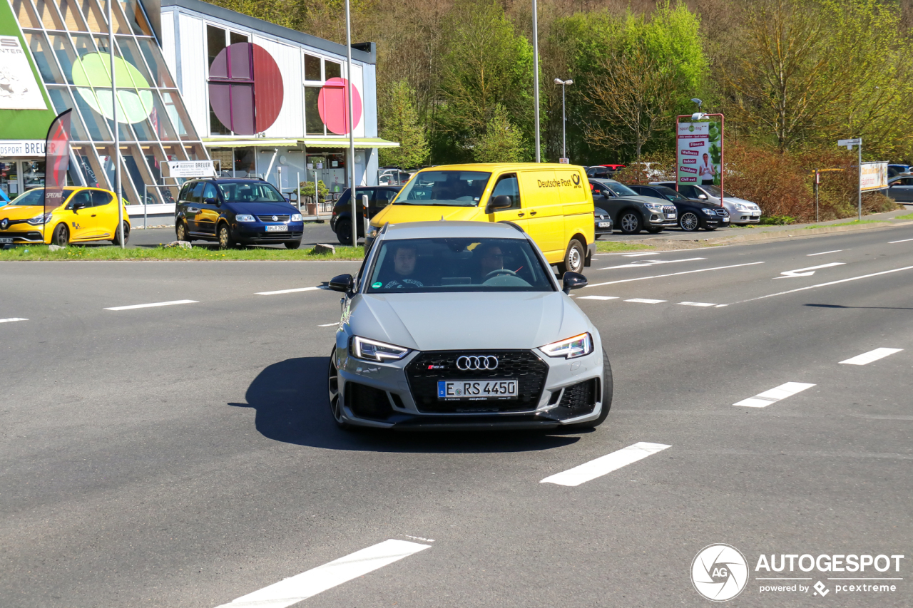 Audi RS4 Avant B9