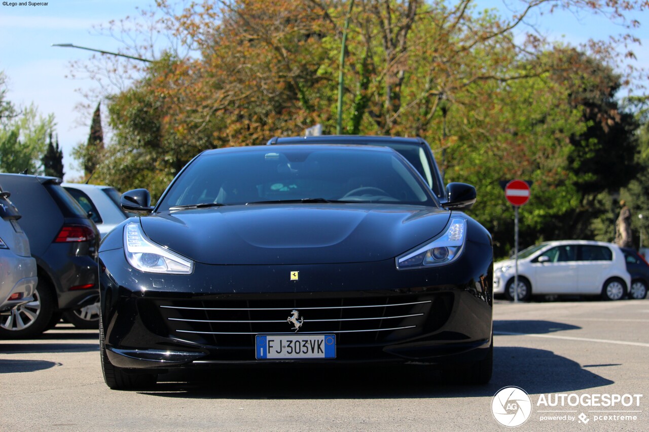 Ferrari GTC4Lusso