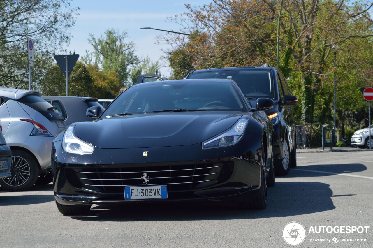 Ferrari GTC4Lusso