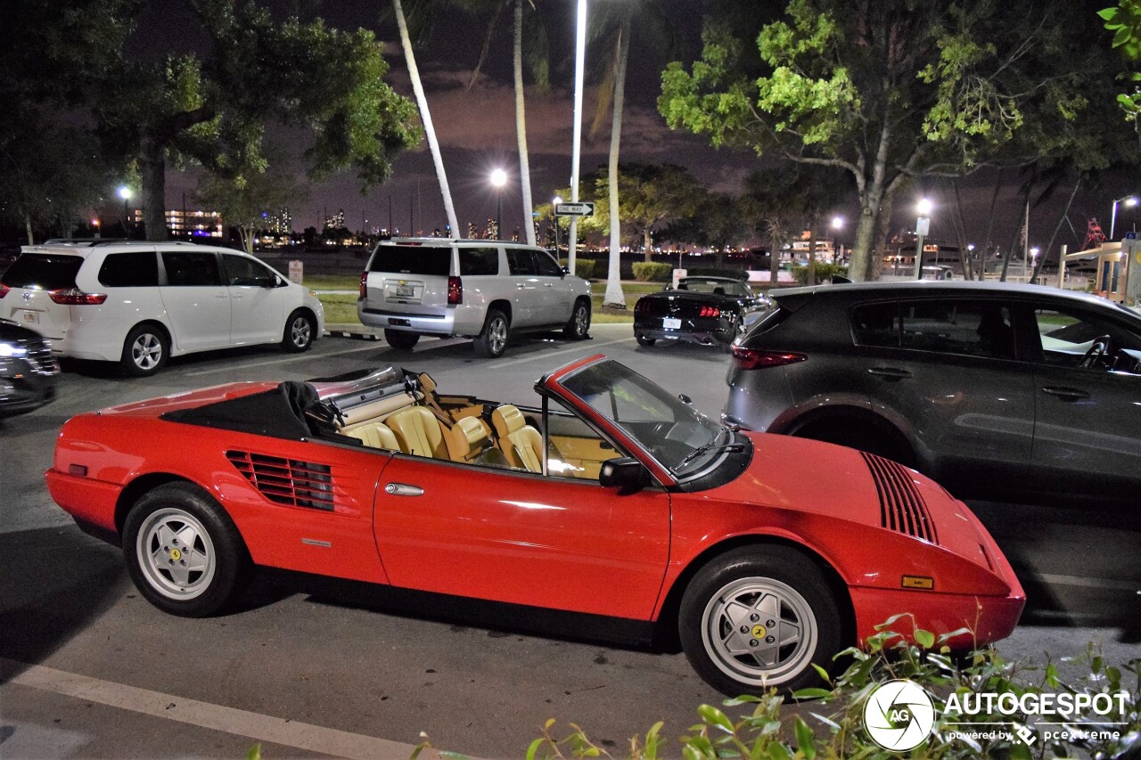 Ferrari Mondial 3.2 Cabriolet