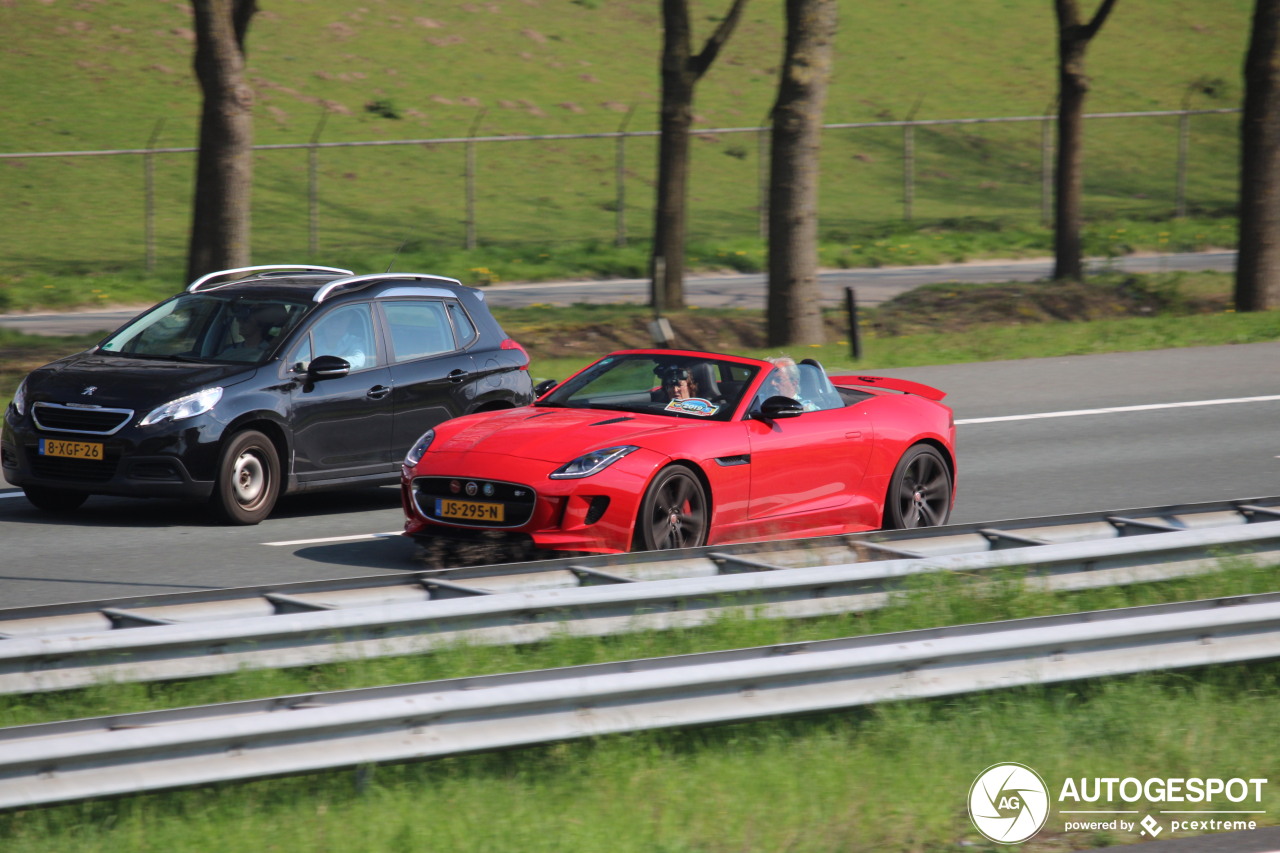 Jaguar F-TYPE S Convertible British Design Edition