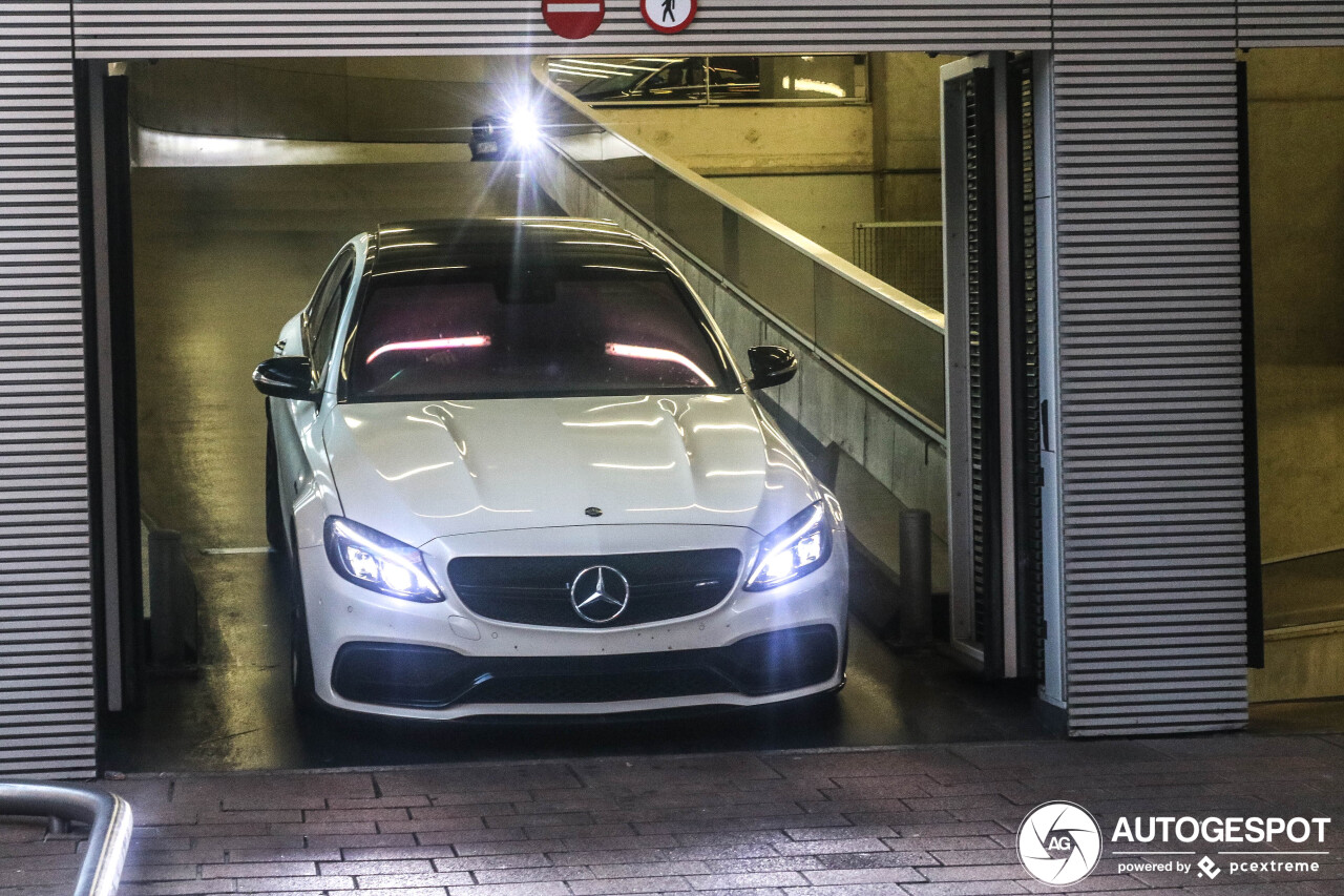 Mercedes-AMG C 63 S W205