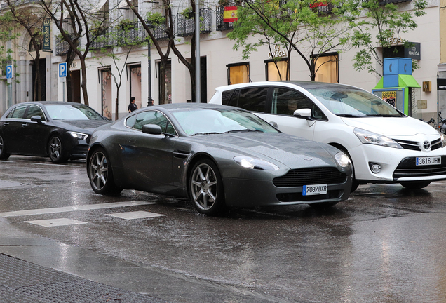 Aston Martin V8 Vantage