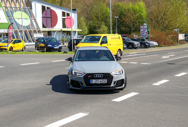 Audi RS4 Avant B9