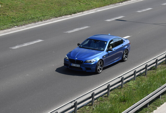 BMW M5 F10 2011