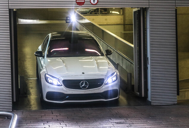 Mercedes-AMG C 63 S W205