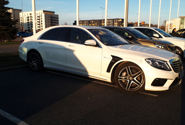 Mercedes-AMG S 63 V222